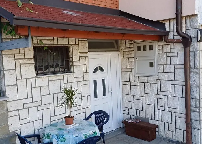 Bella Vista 야이체